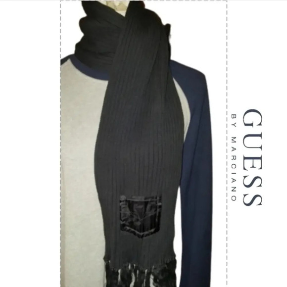 Guess black. pocket muffler - Picture 1 of 4